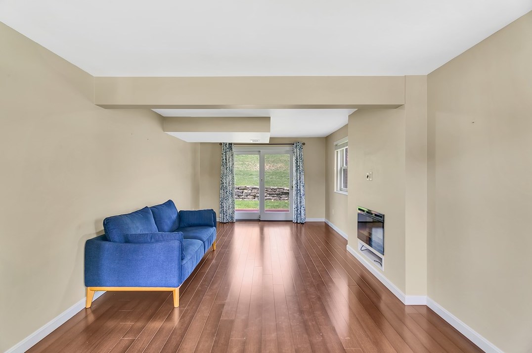 1300 Deerfield Dr, Monroeville PA  15146-4408 exterior