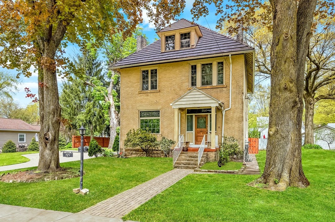 819 Maple Ln, Sewickley, PA 15143