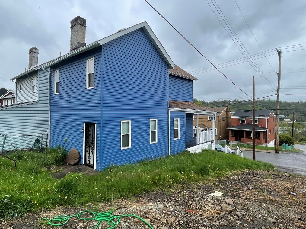 2126 Highland Ave, McKeesport, PA 15132