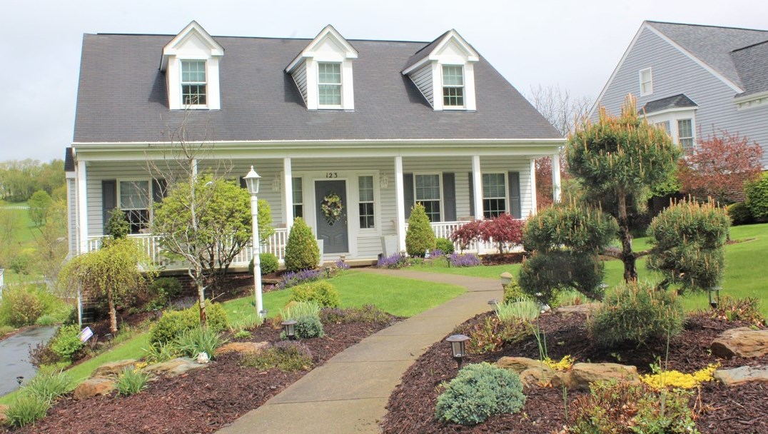123 Stonegate Dr North, Canonsburg, PA 15317