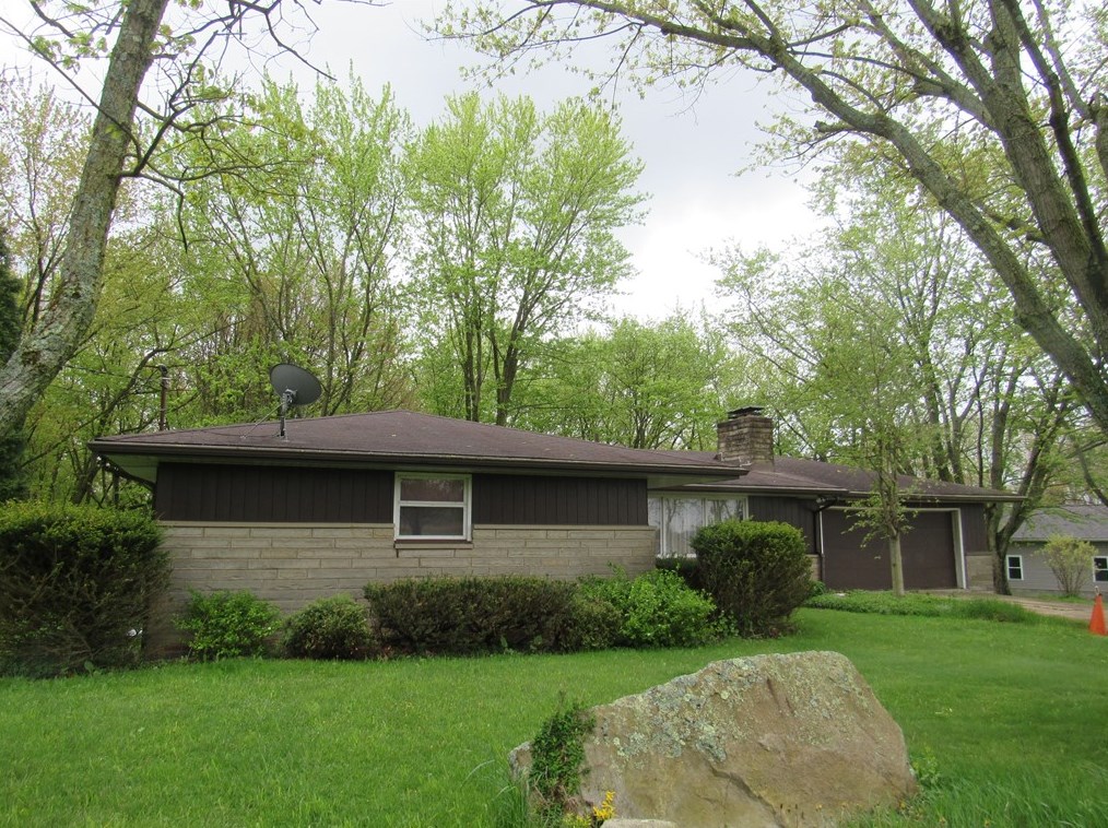 144 Pleasant Hill Rd, Harmony, PA 16037