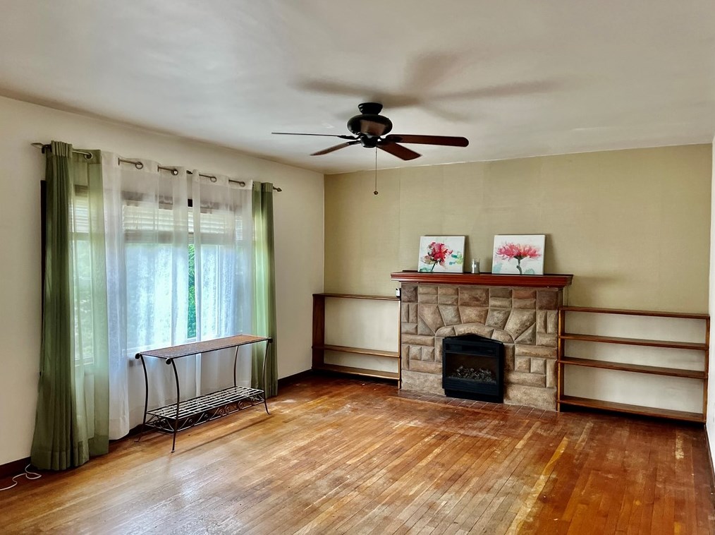235 Wallula Ave, Butler, PA 16001-6562