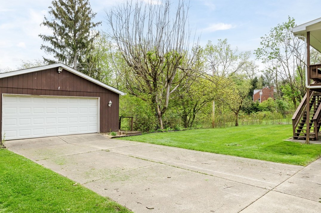 400 Bower Hill Rd, Venetia, PA 15367