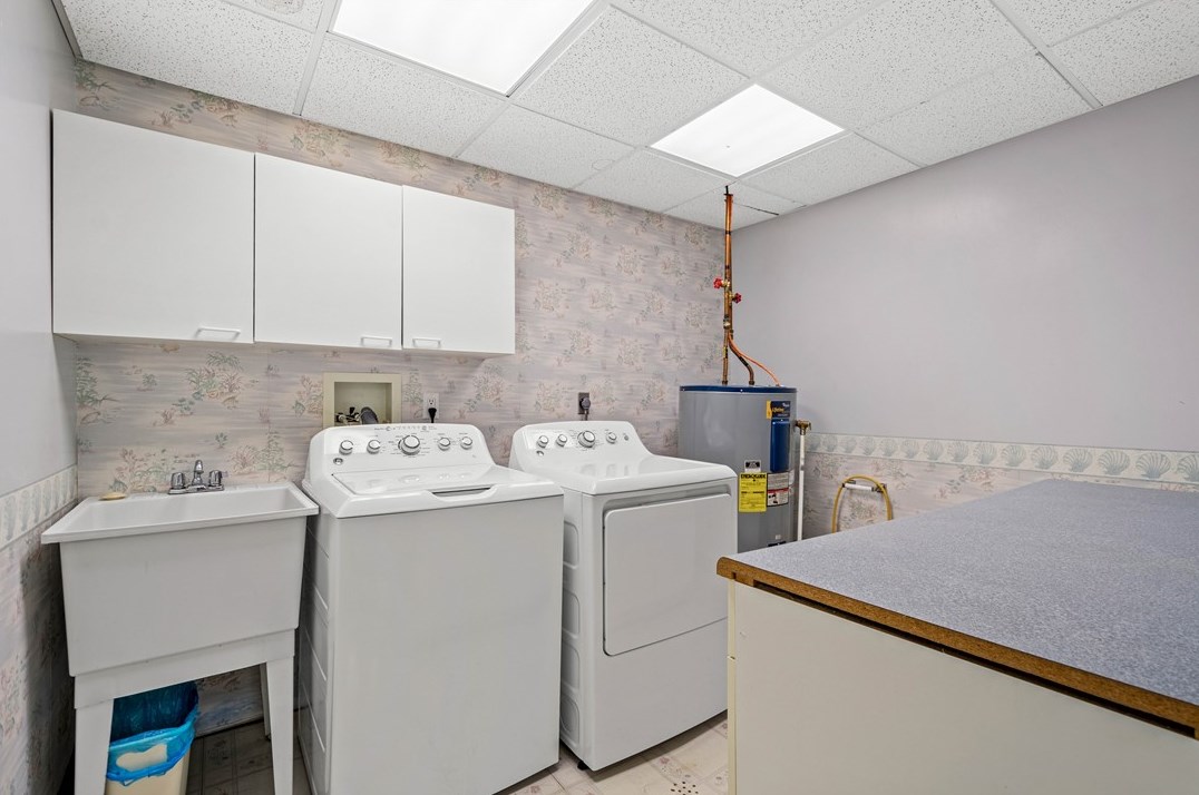 220 Verona Dr, Washington PA  15301-2764 exterior