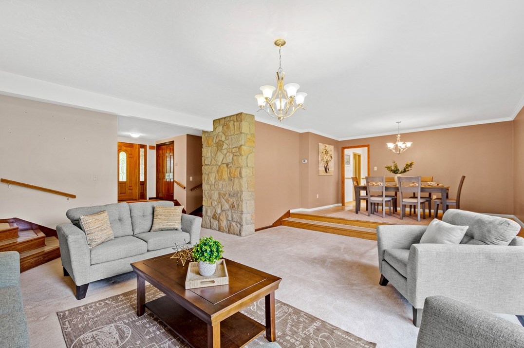 220 Verona Dr, Washington PA  15301-2764 exterior