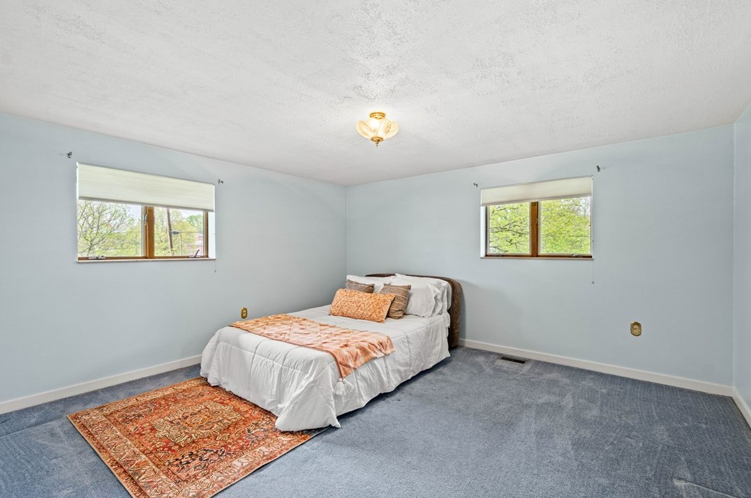 220 Verona Dr, Washington PA  15301-2764 exterior