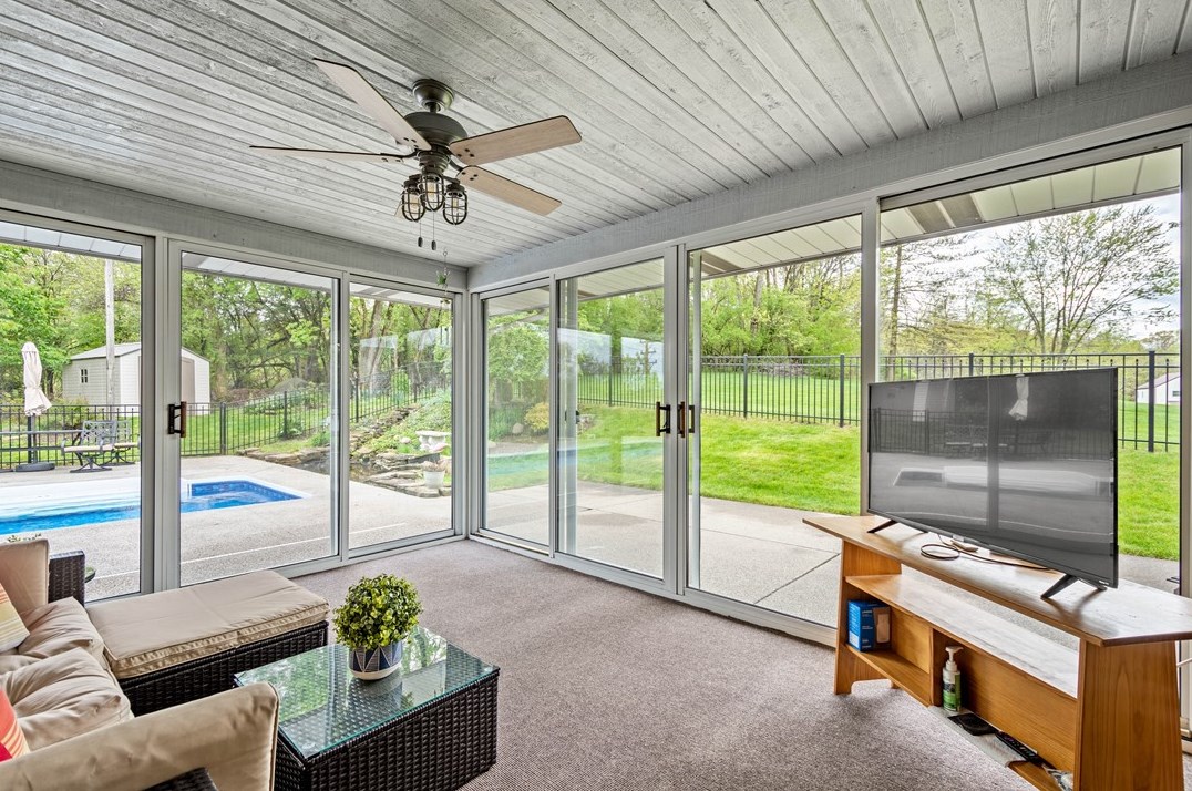 220 Verona Dr, Washington PA  15301-2764 exterior