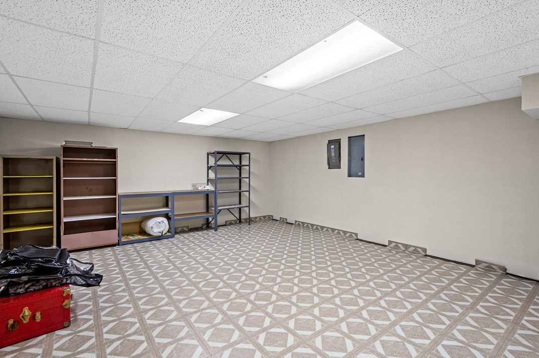 220 Verona Dr, Washington PA  15301-2764 exterior