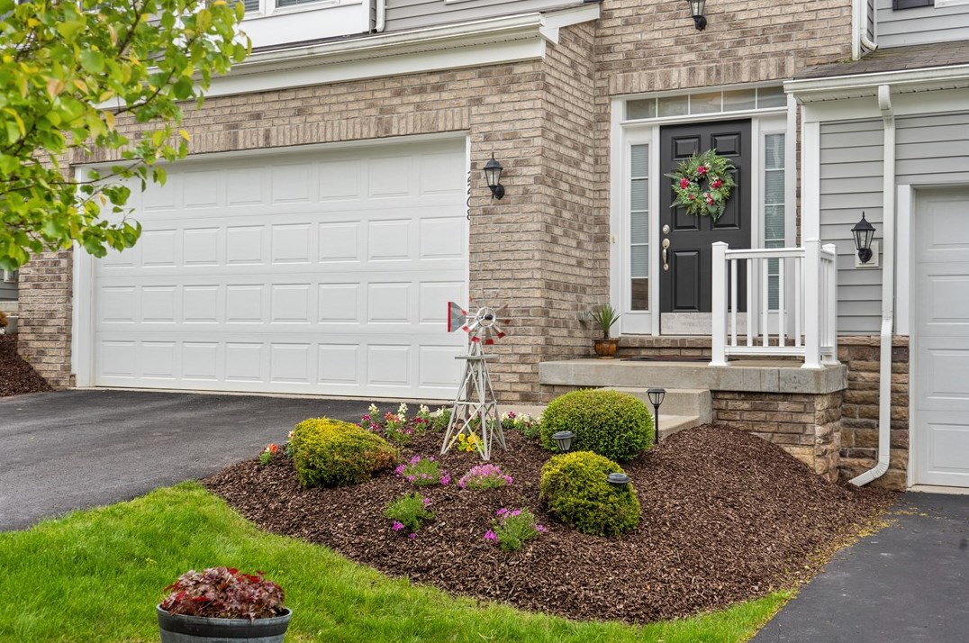 2268 Flint Dr, Washington, PA 15301-7762