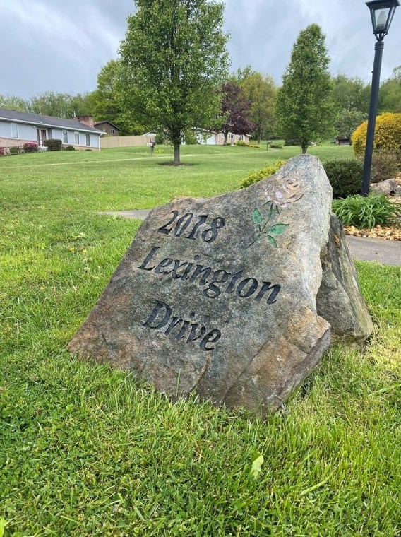 2018 Lexington Dr, Connellsville, PA 15425