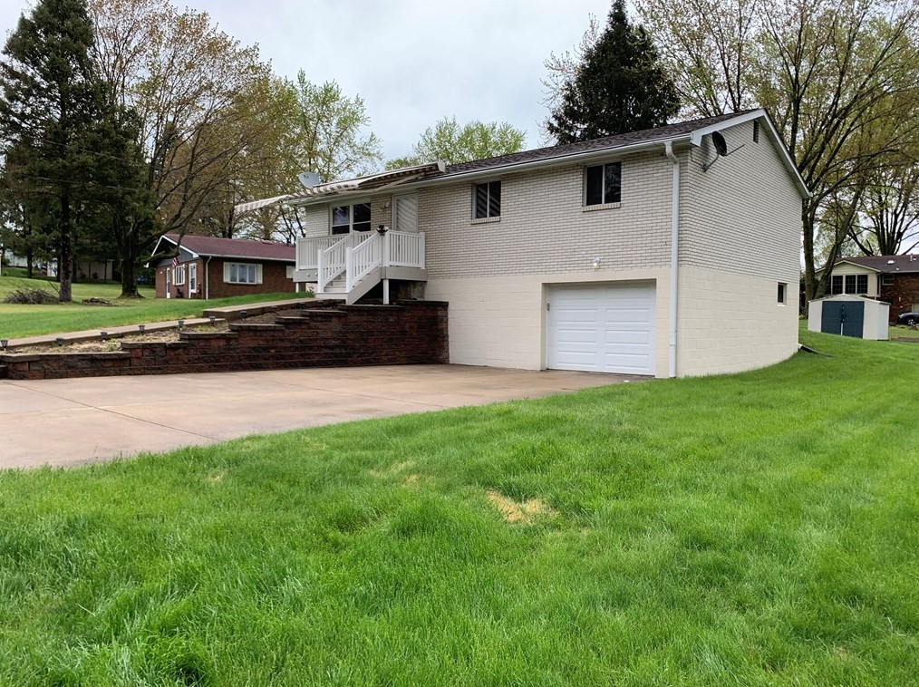 353 Rose Ave, Harrison City, PA 15636