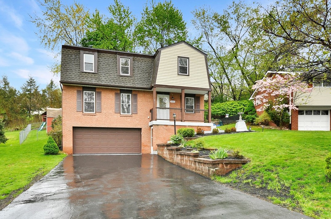 300 E Deer Park Dr, Jefferson Hills, PA 15025