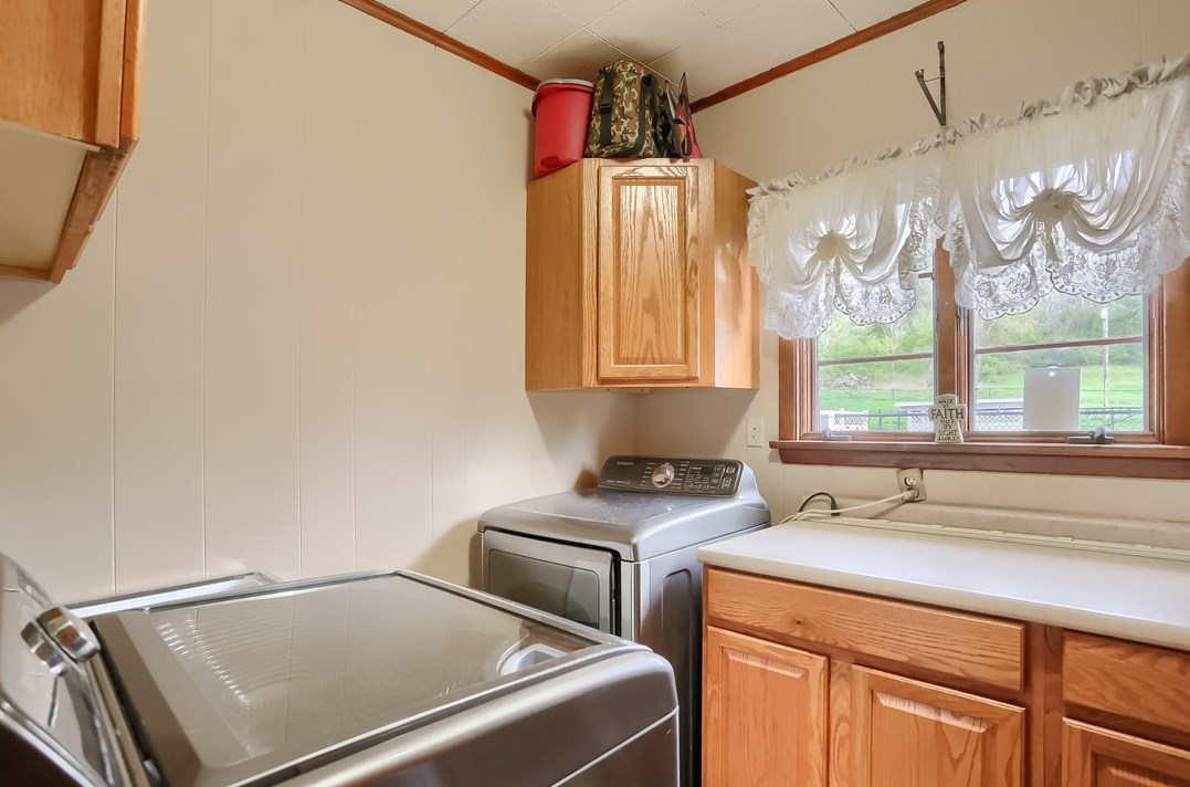 1815 Old Butler Rd, New Castle PA  16101-3130 exterior