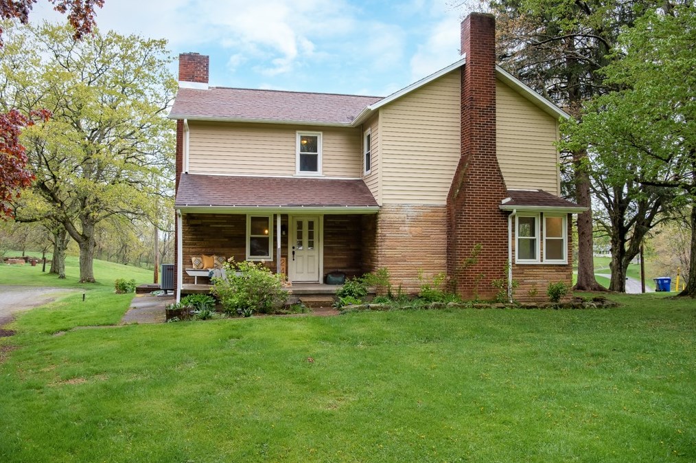 246 Forsythe Rd, Valencia, PA 16059