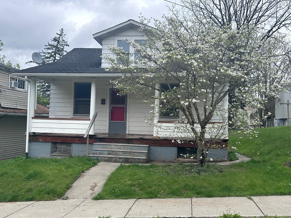 1927 Morris St, New Castle, PA 16102