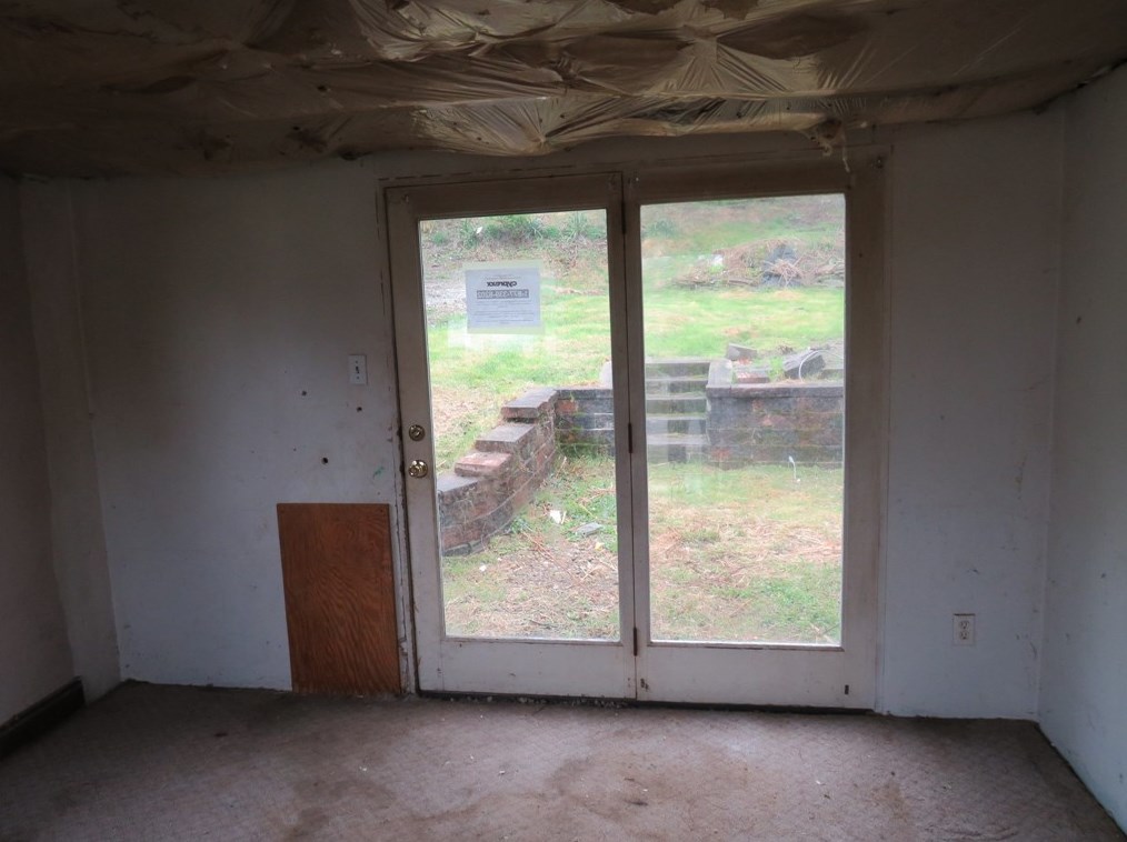 1030 Mueller St, Gibsonia, PA 15044