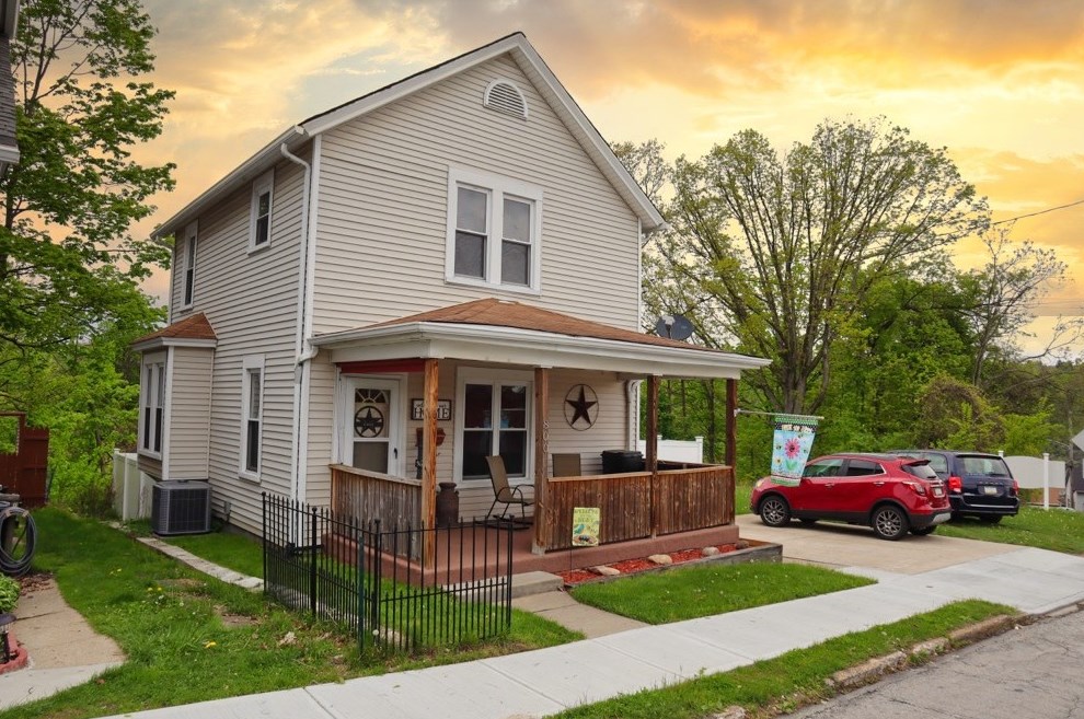 800 Romine Ave, Mckeesport, PA 15133-3882