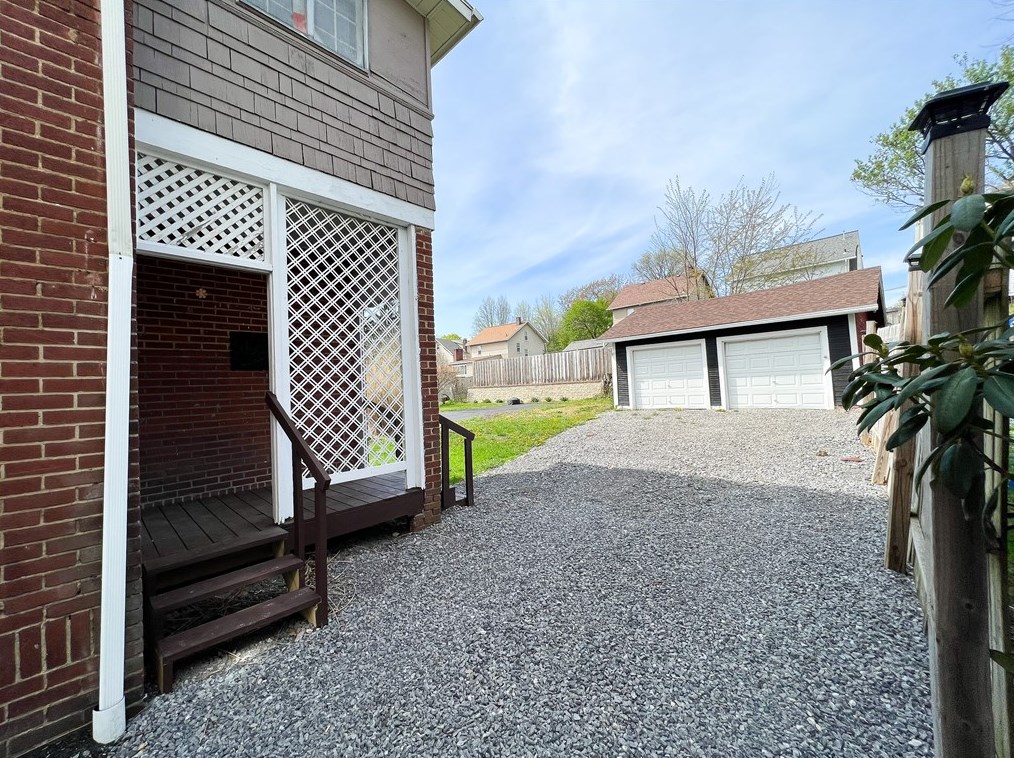 115 E Moody Ave, New Castle, PA 16101