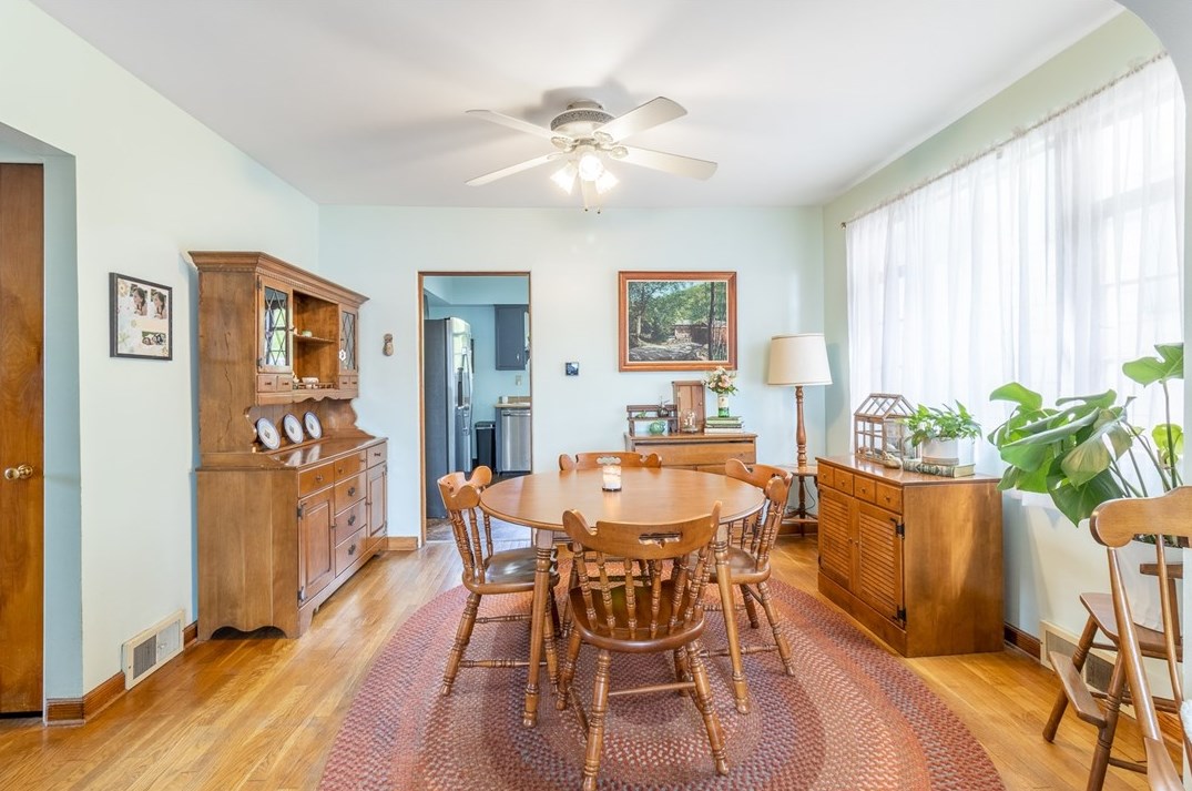 3328 4th Ave, Beaver Falls PA  15010-3504 exterior