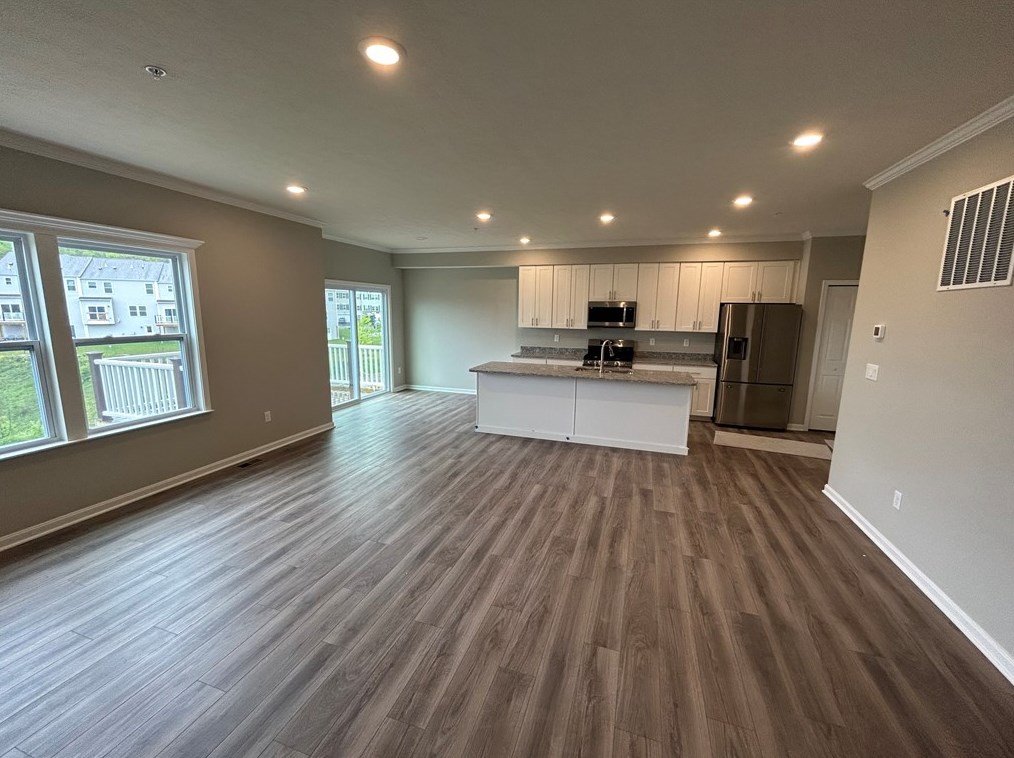 1701 Canterbury Dr North, Imperial, PA 15126