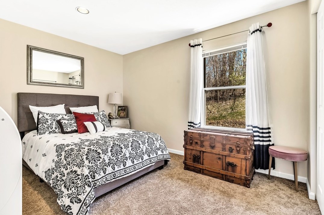 305 Meadow Ct, Monroeville PA  15146-1079 exterior