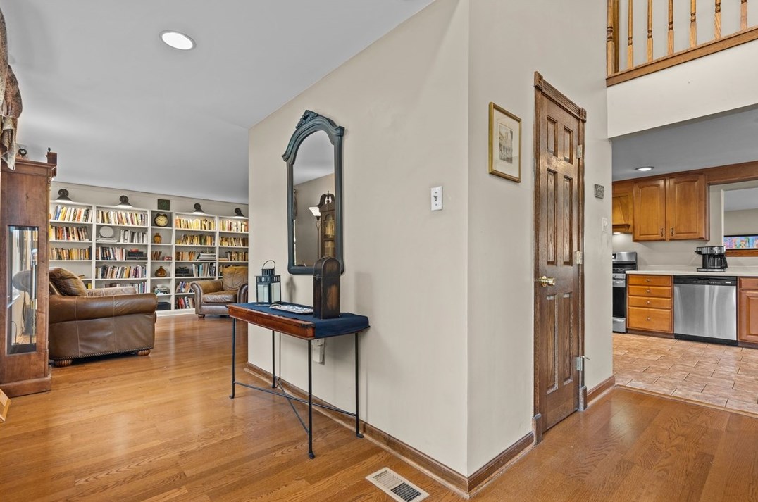 29 Sewickley Hills Dr, Sewickley, PA 15143