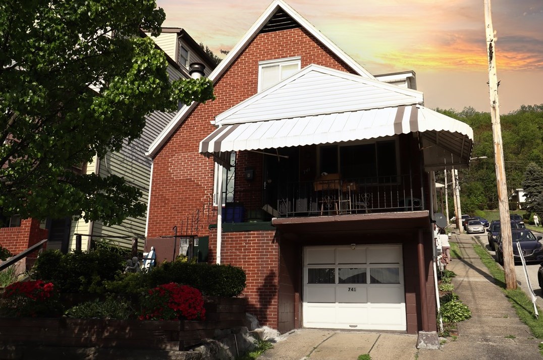741 Delaware Ave, Glassport, PA 15045