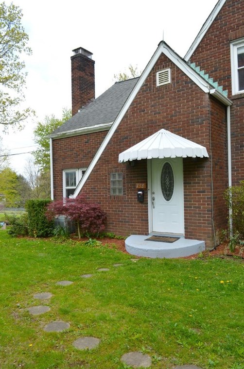 458 New Castle St, Slippery Rock, PA 16057
