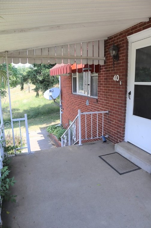 40 State St, Baden, PA 15005-1938