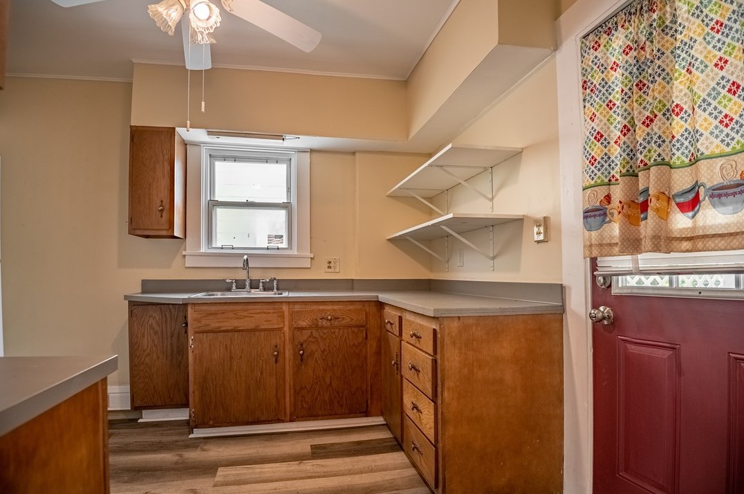 1231 Negley St, Hermitage PA  16121-1728 exterior