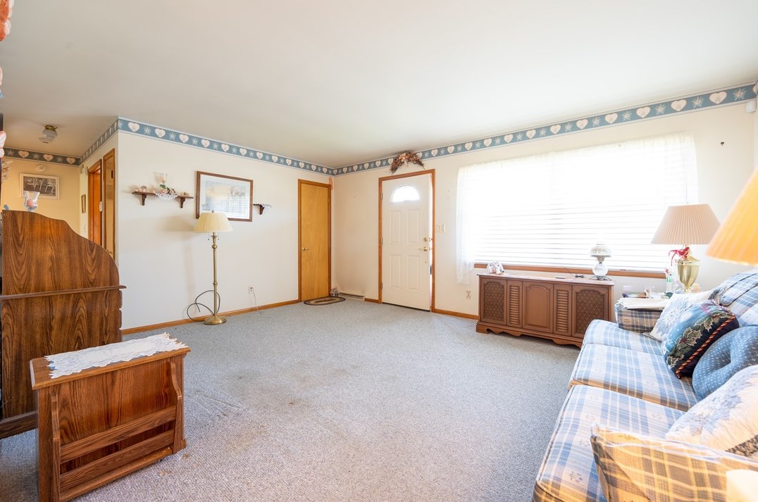 310 Phyllis Dr, Saltsburg, PA 15681