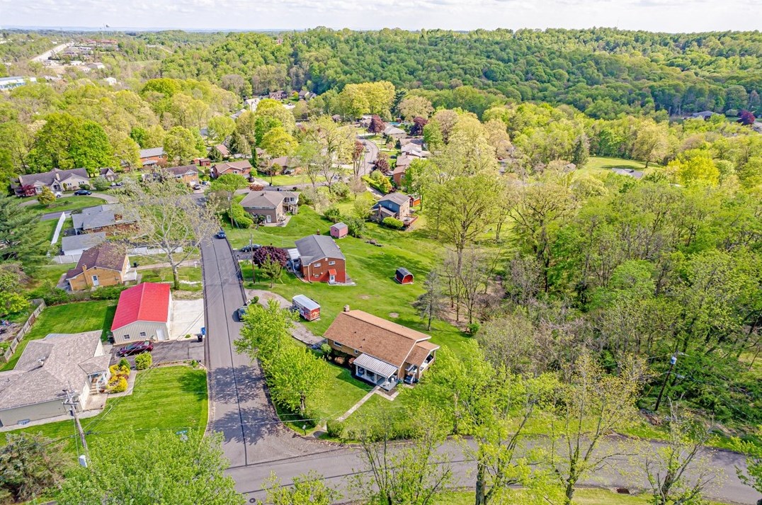 14370 Terrace Dr, North Huntingdon, PA 15642
