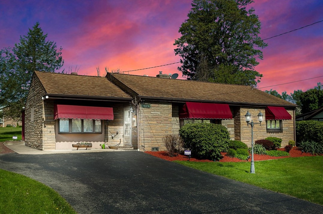 505 Manor Harrison City Rd, Manor, PA 15665