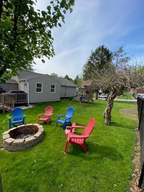 203 Crescent Dr, Greensburg PA  15601-4507 exterior