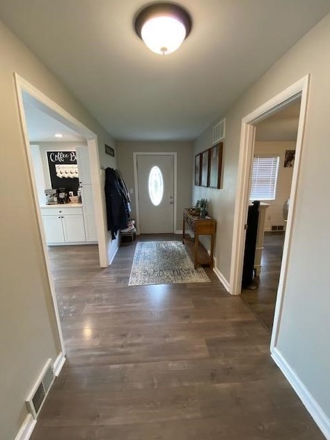 203 Crescent Dr, Greensburg PA  15601-4507 exterior