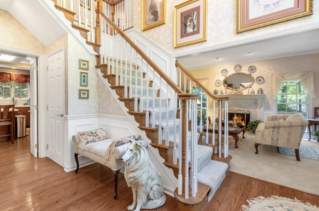 306 Thompson Run Rd, Penn Hills, PA 15237