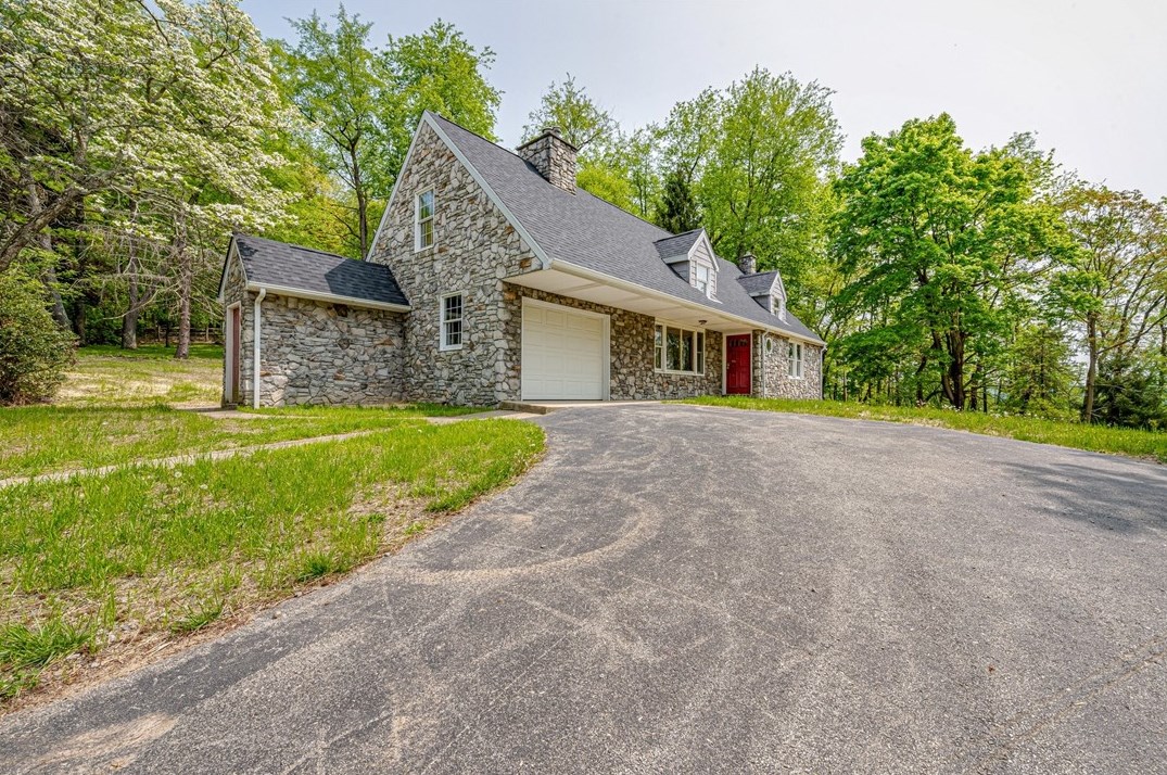 1108 Lear Rd, Blairsville, PA 15717
