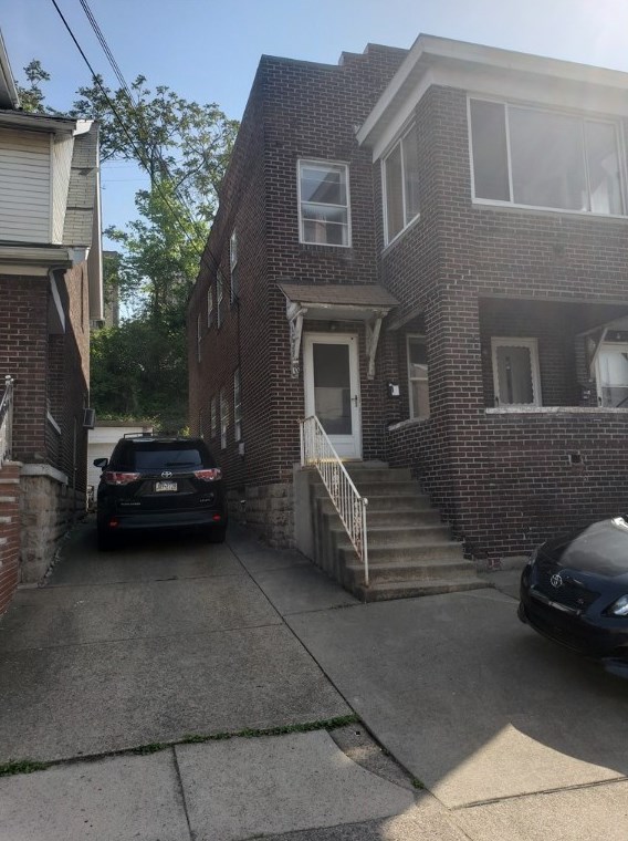 345 Coltart Ave #2, Pittsburgh, PA 15213