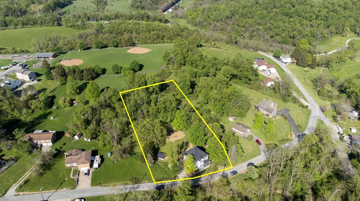 195 Vance Station Rd, Washington PA  15301-3151 exterior