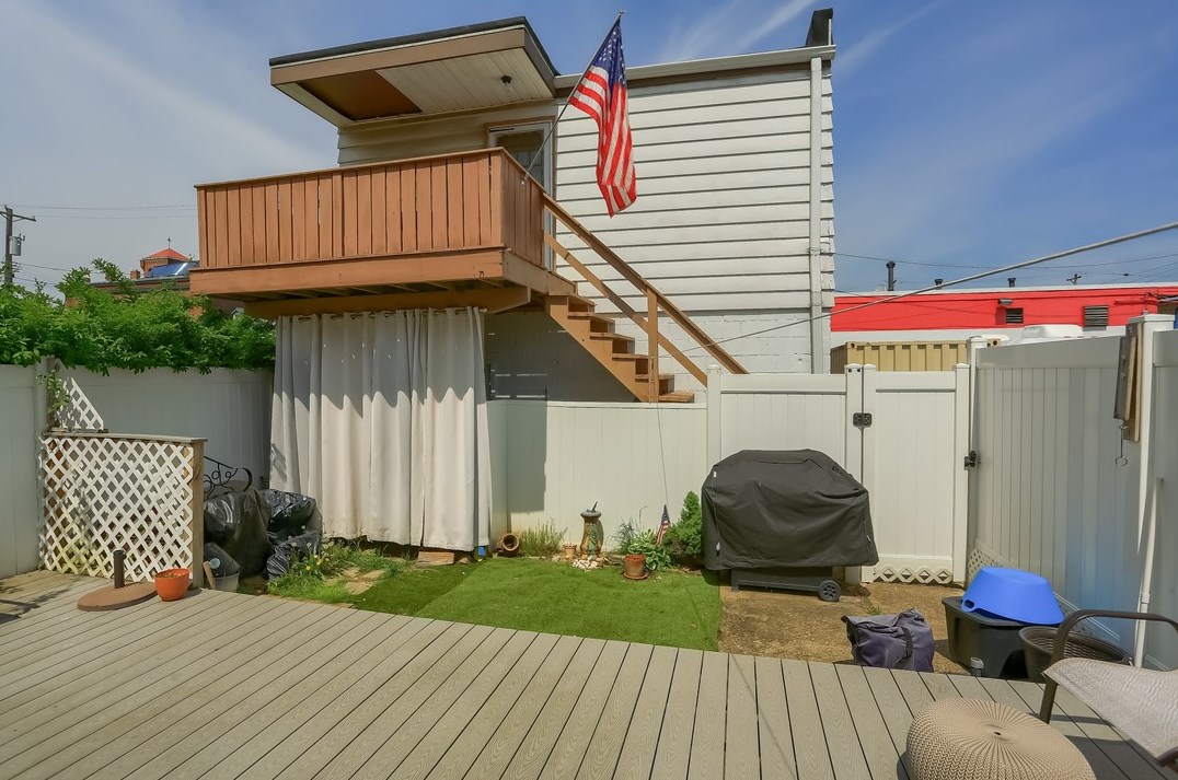 200-202 2nd Ave, Collier Township, PA 15106
