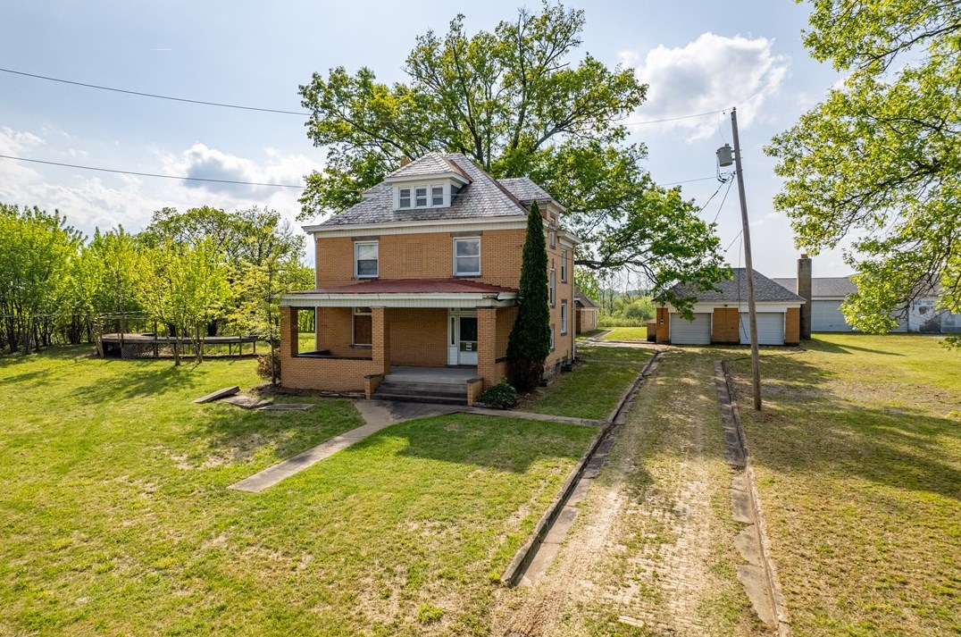 361 & 383 Collier Rd, Oliphant Furnace, PA 15401