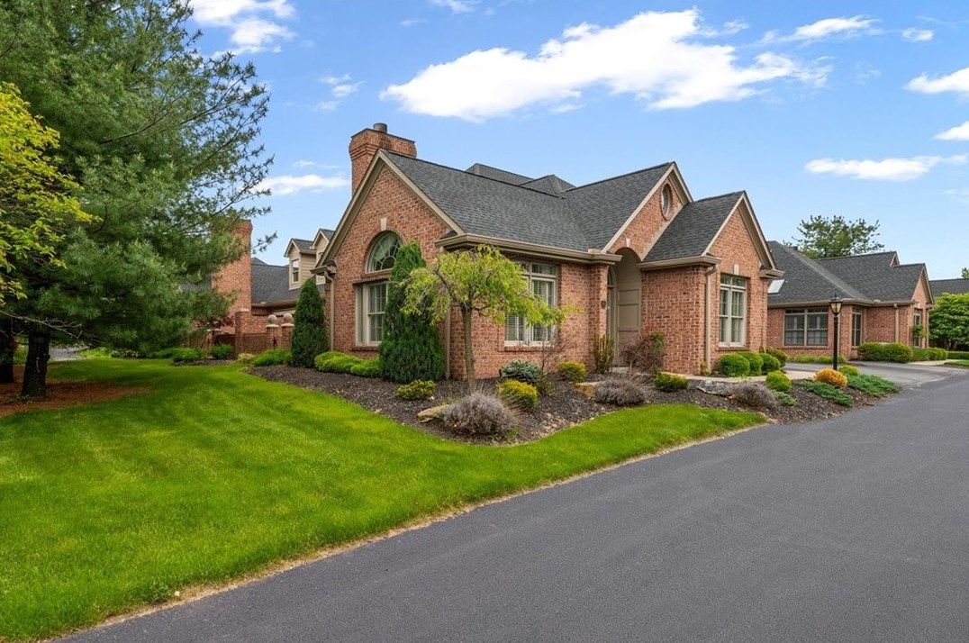 1703 Appleridge Ct, Gibsonia, PA 15044