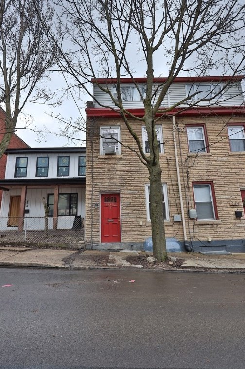 244 38th St, Pittsburgh, PA 15201