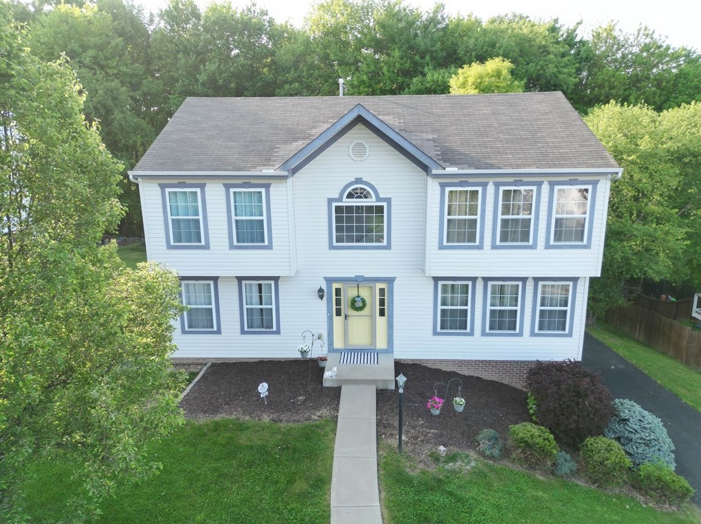 1442 Sandstone Ct, Tarentum, PA 15084-2656