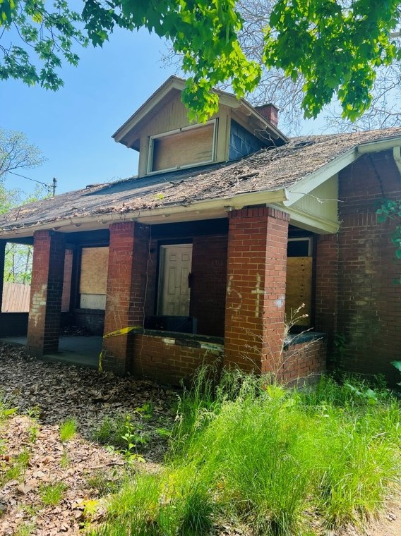 109 Phillips Pl, New Castle, PA 16101