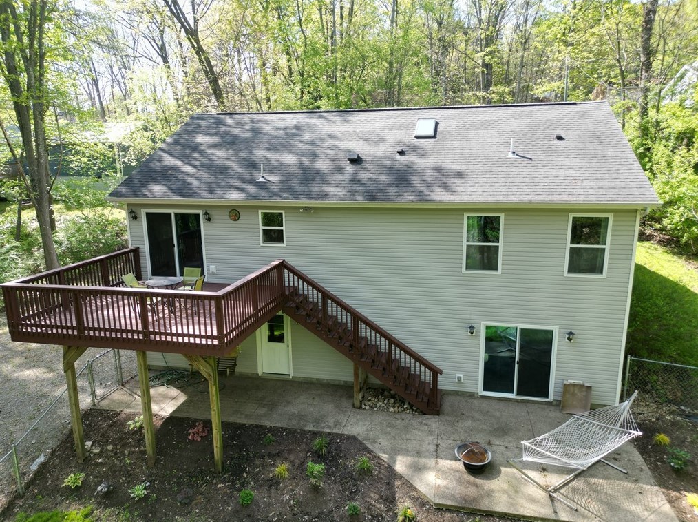 614 Van Buren St, Evans City, PA 16033