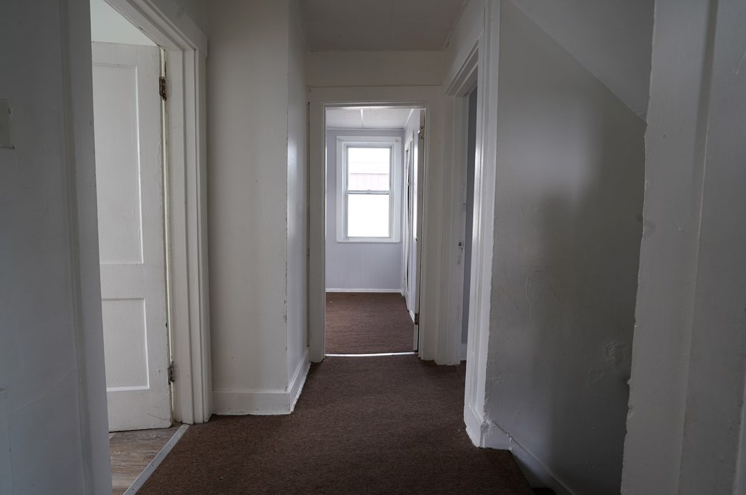 251 E 19th Ave, Whitaker, PA 15120