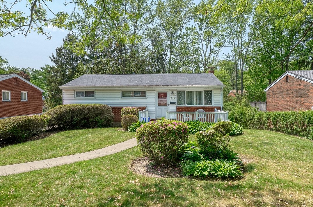 630 Dahlia Dr, Monroeville, PA 15146-1253