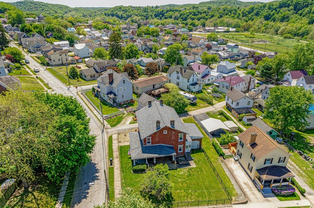 708 Terrace Ave, Apollo, PA 15613