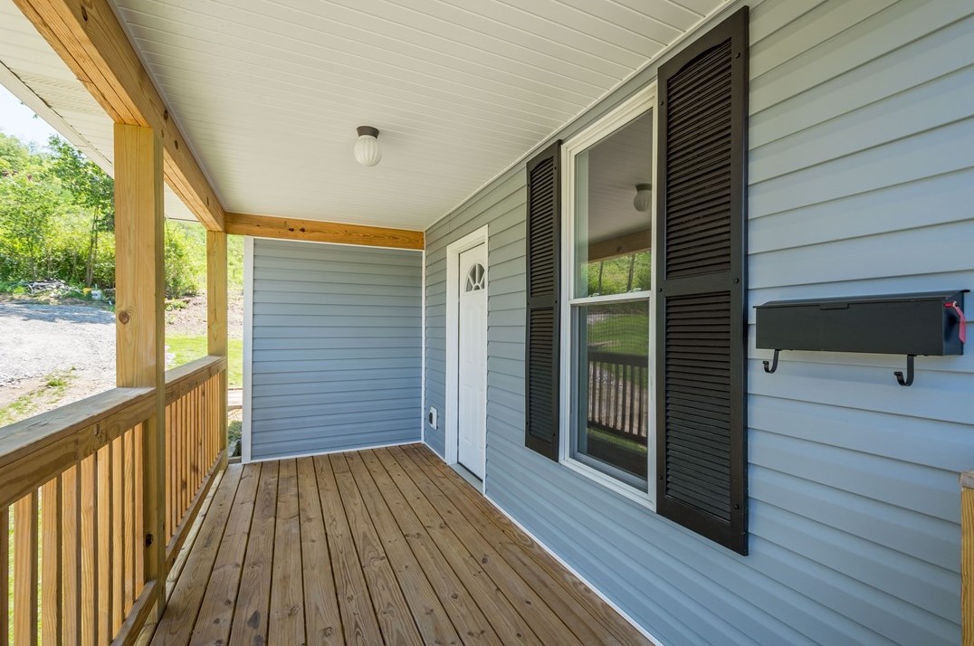 153 Rosewood Ave, Washington, PA 15301-5233